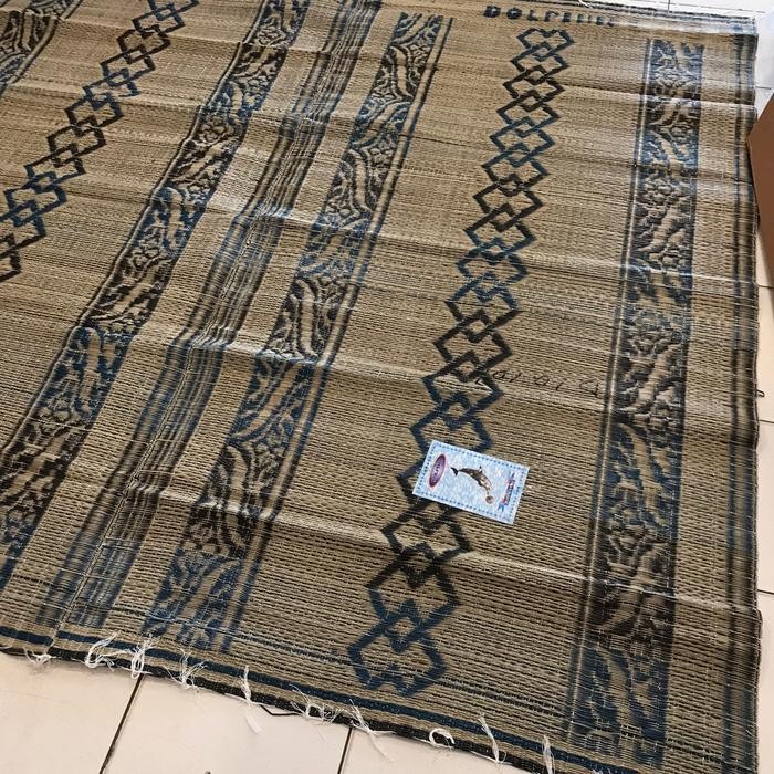 Tikar motif plastik dolphin