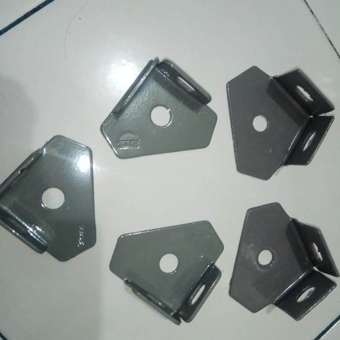 New kaki besi single base untuk rak besi siku lubang