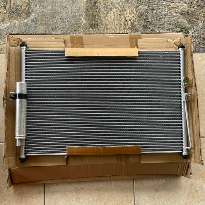 Kondensor Grand Vitara 2007 / Grand Escudo 2.0 Sigma