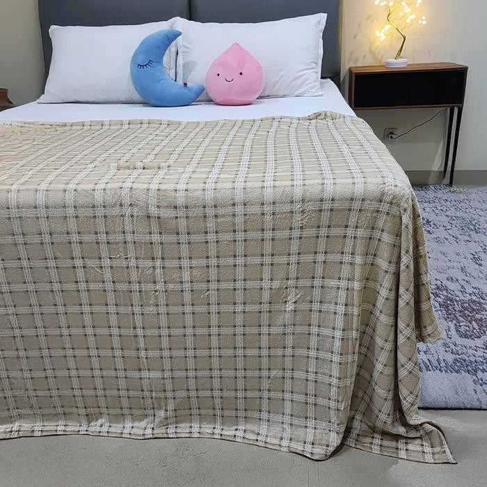 King Rabbit Thermal Blanket / Selimut Lembut Uk. 150x200 cm (Warna Polos)
