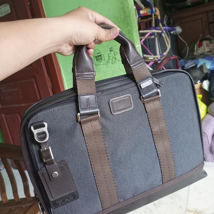 tumi alpha bravo original Terbaru