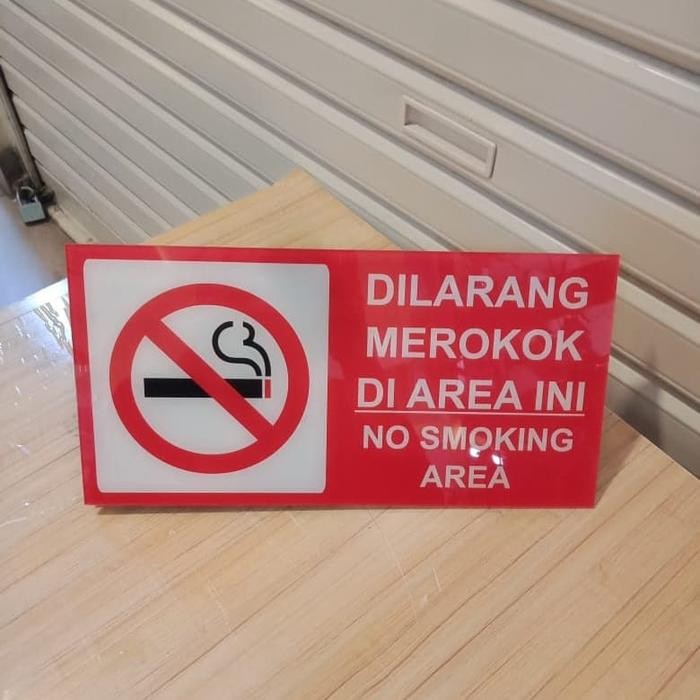 

SIGN AKRILIK K3 RAMBU DILARANG MEROKOK DI AREA INI UKURAN 15X30CM