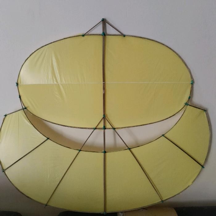 layangan gapangan mini 60cm kuning
