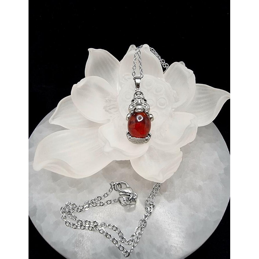 Liontin Batu Red Garnet Stone PiXiu 20 x 10mm C1321