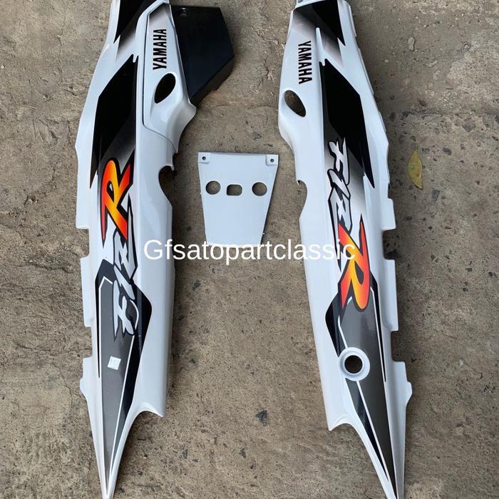 Cover Body Set Box Aki Yamaha Fiz R Ardat Putih Hitam