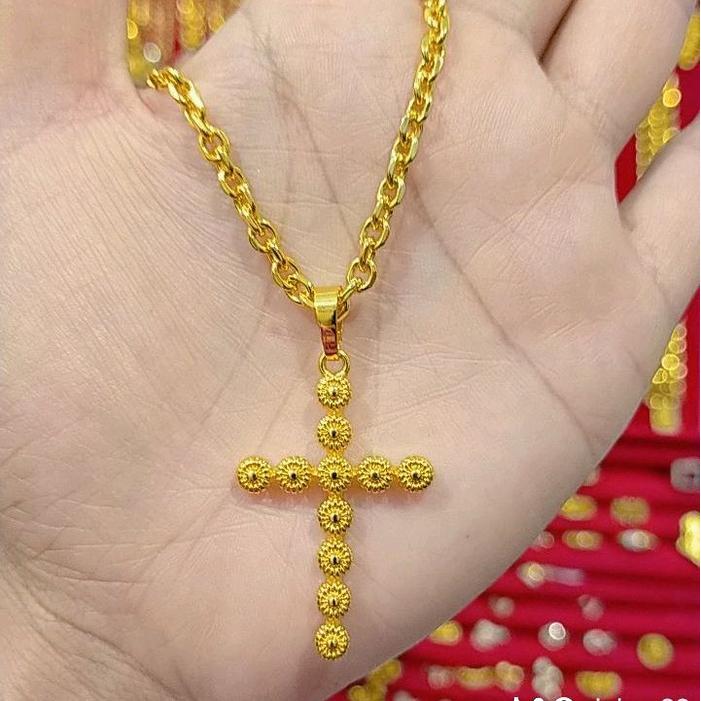 kalung liontin salib besar