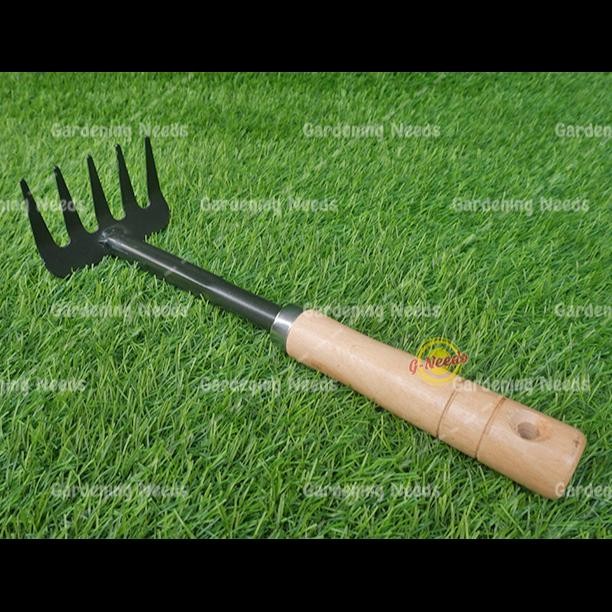 Garpu Tanah Besi Gagang Kayu Kebun Taniku
