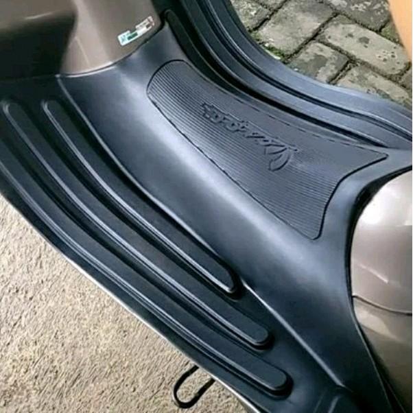 Karpet Vespa Primavera Dan Sprint Floormate Vespa Primavera Sprint