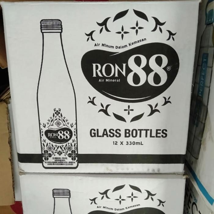 

Promo Ron88 330Ml Botol Kaca / Air Minum Mineral 330Ml 1 Dus = 12 Botol Kaca / Botol Beling Tbk