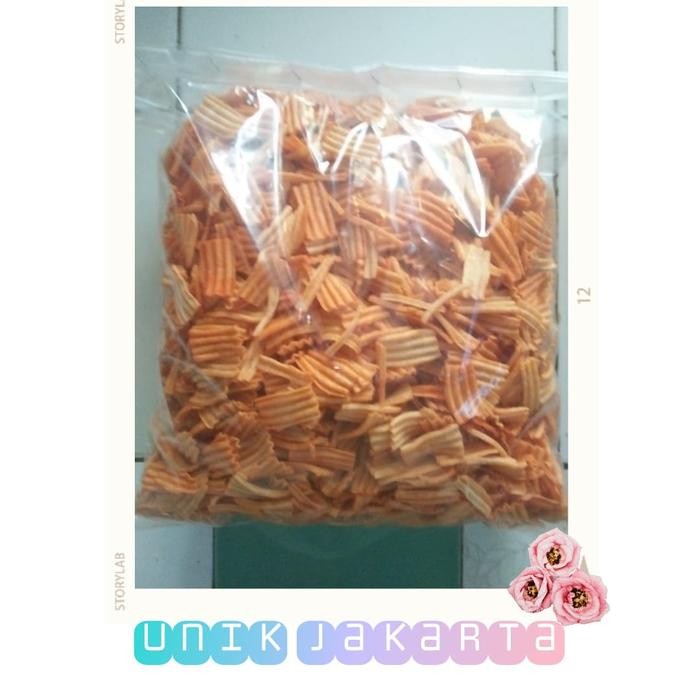 

CEMILAN KRIPIK KENTANG KEJU DAN PEDAS BERAT 1KG