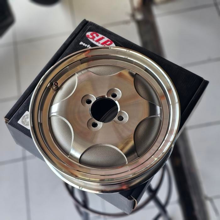 Velg Tubeless Vespa VBB Kongo Ring 10 Original SIP Germany