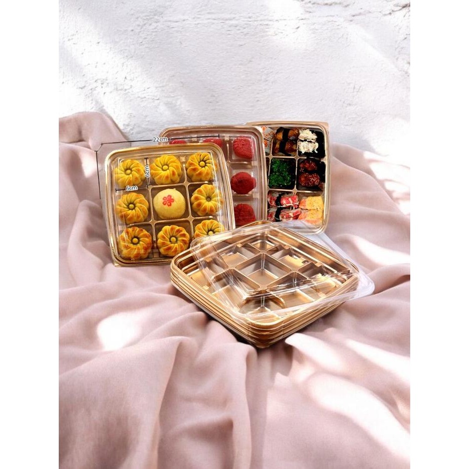 

Premium Box Mika Gold sekat 9 Mooncake kue bulan 50gr kue sus box eggtart - 10 pcs