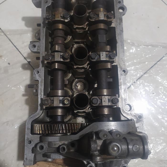 cylinderhead xenia vvti cc 1000