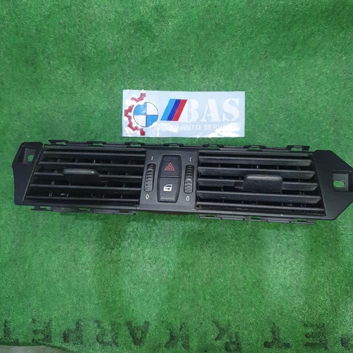 Grill Ac tengah BMW 5 Seri E60