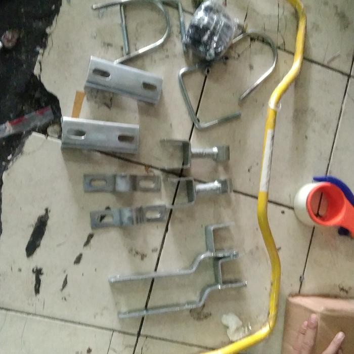 Stabilizer Belakang Mobil Rush / Terios Lama 2007 Sampe 2016 Komplit