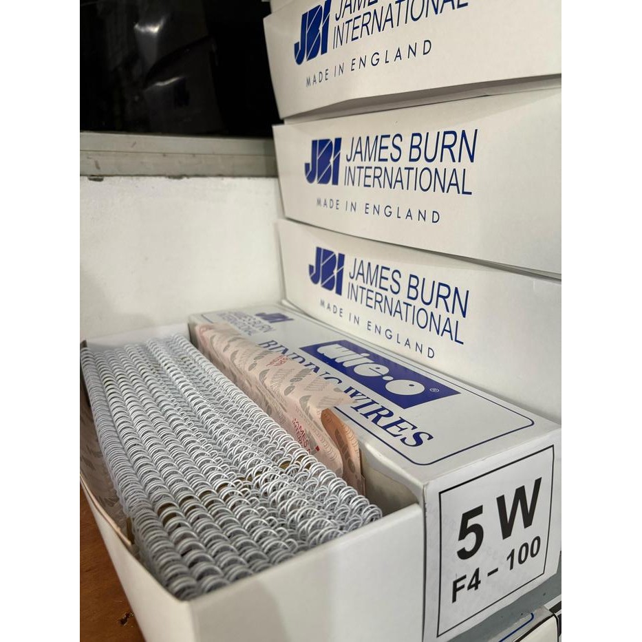 

KAWAT SPIRAL 5/16" - (3:1, F4) 100 BATANG UKURAN FOLIO - WIRE BIND