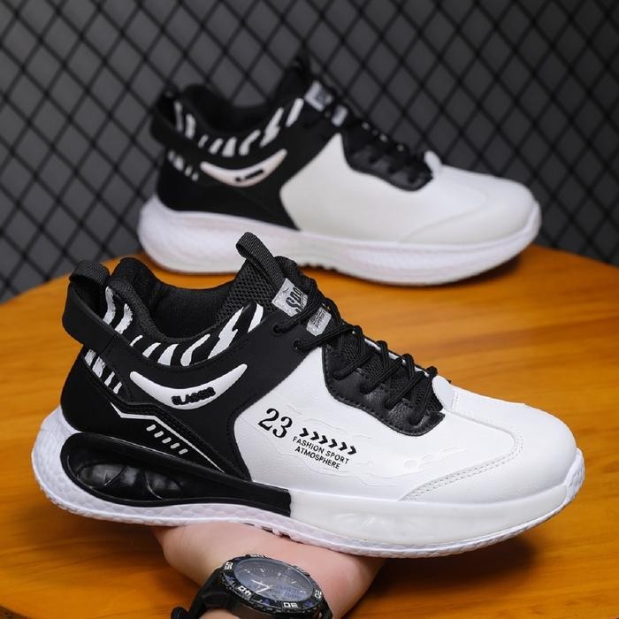 Leedoo Sepatu Basket Pria Hitam Putih Cowok Outdoor Sneakers Olahraga Casual Sepatu Lari Fashion