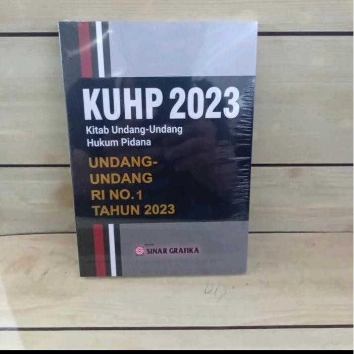 

Buku KUHP 2023 Kitab Undang Undang RI NO 1 tahun 2023