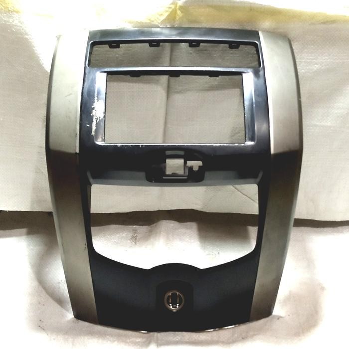 FRAME HEAD UNIT NISSAN GRAND LIVINA