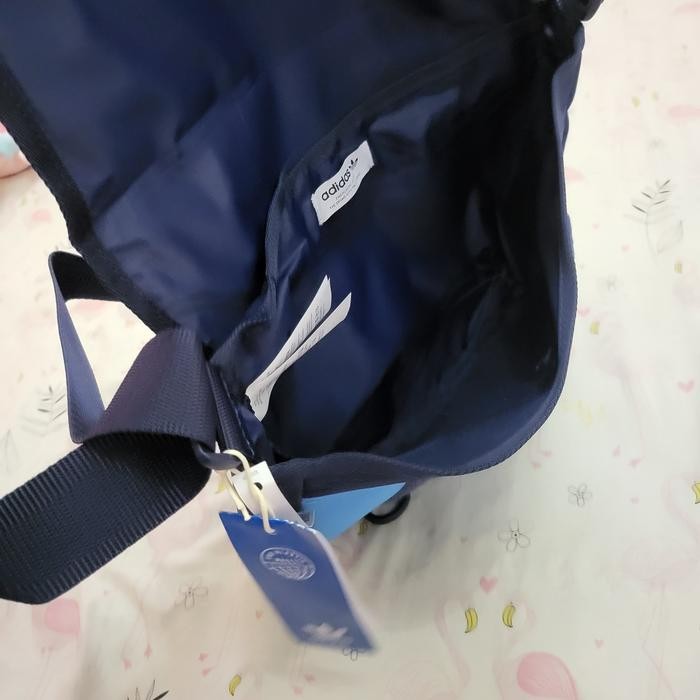 Laris Adidas Original Archieve Messenger Bag Small Size Bnwt Terlariss 