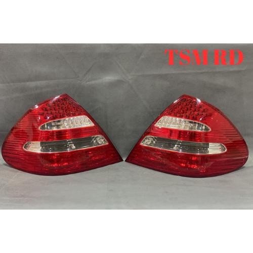 Lampu Belakang Stop Lamp Mercedes Benz w211 02-06 AVANTGARDE ORI SET
