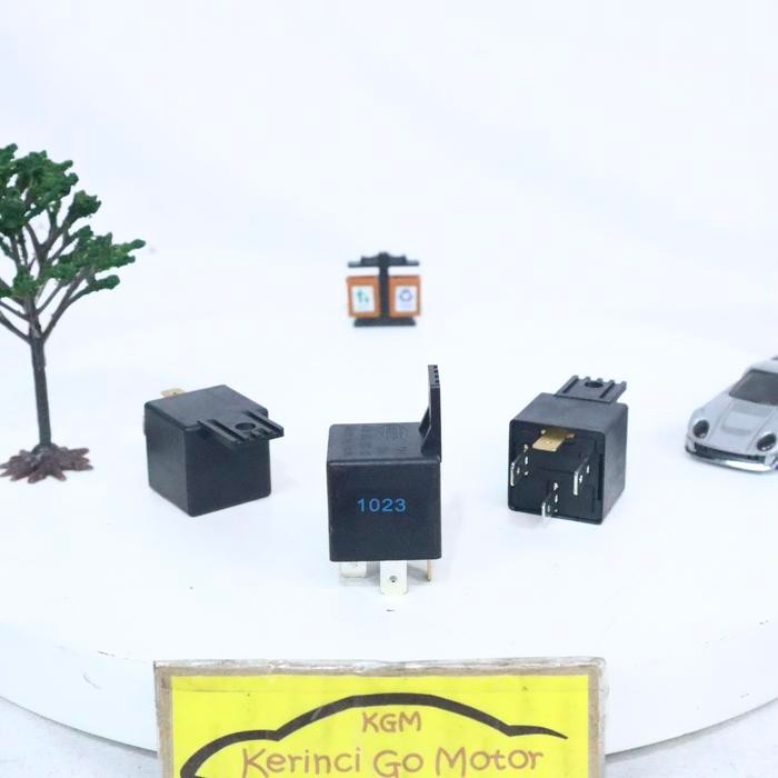 Jual Relay Hella Kaki 4 12V 30A - Relay Klakson Hella - Relay Lampu Hella