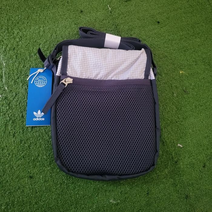 Promo Adidas Original R.Y.V Festival Slingbag Blue White Medium Bnwt Terlariss 