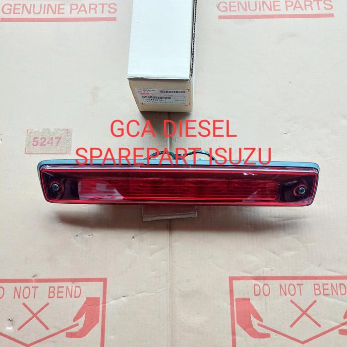 Lampu kabin isuzu dmax 4JK 4JK1