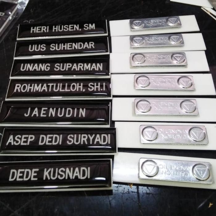 

New name tag Nama dada+magnet + lapis resin bahan akrilik - Magnet