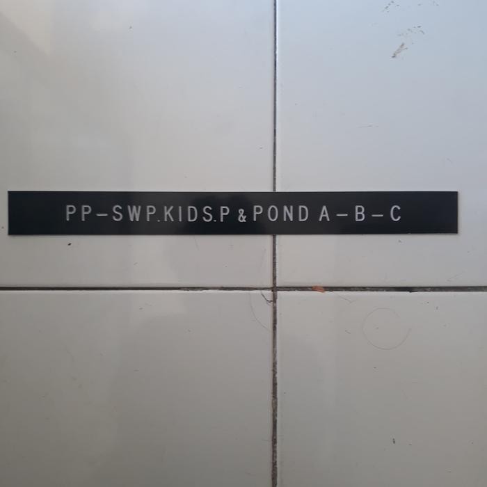 

LABEL PANEL UKURAN 4 X 40 CM