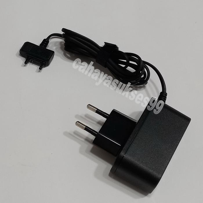 Travel Charger Sony Ericsson T700I Gsm Li-Ion Brand Charging Handphone