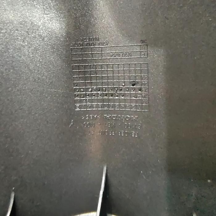 SPAKBOR DEPAN BEAT FI ESP / STREET 2016-2019 HITAM K81 ORIGINAL AHM