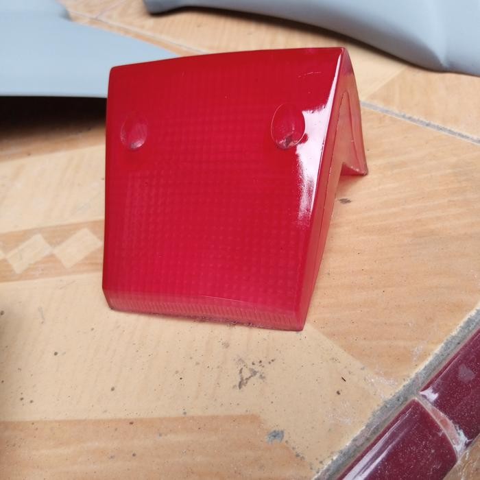 MIKA LAMPU BELAKANG RGR /MIKA STOPLAMP RGR SPRINTER/RGR 91