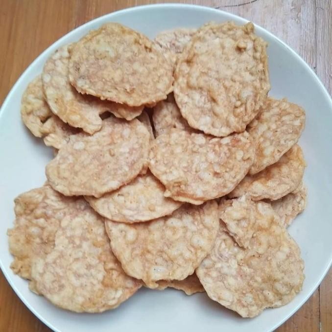 

KERIPIK TEMPE TEPUNG GURIH 1KG / KERIPIK TEMPE CRISPY