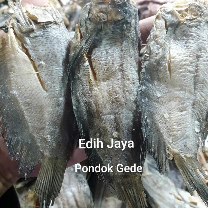 

Pilihan- Ikan Asin Sepat Siam Asli Kalimantan Netto 250 Gram