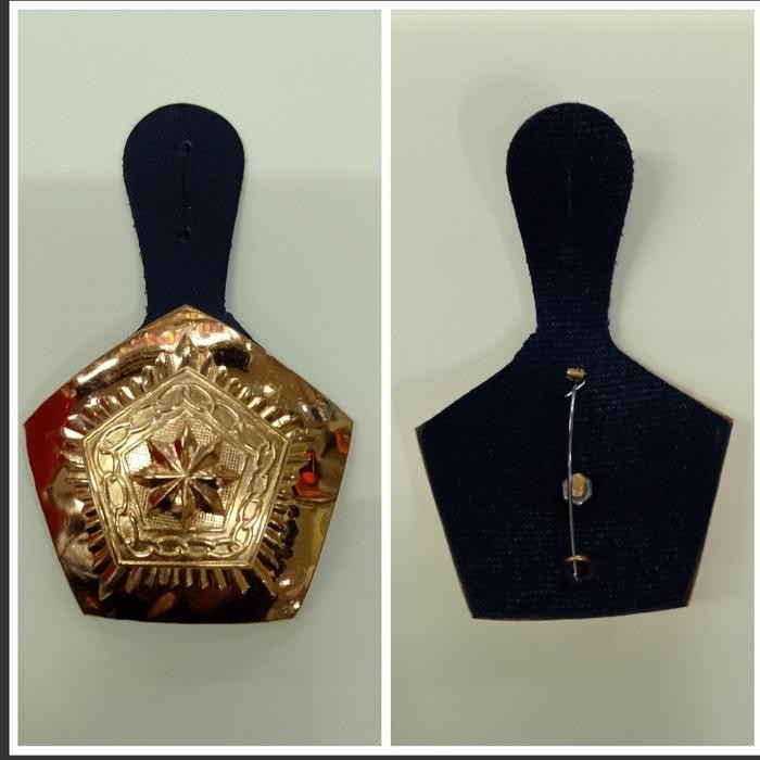 

TANDA JABATAN PERHUBUNGAN ESELON TIGA JENGKOL PERHUBUNGAN ESELON TIGA