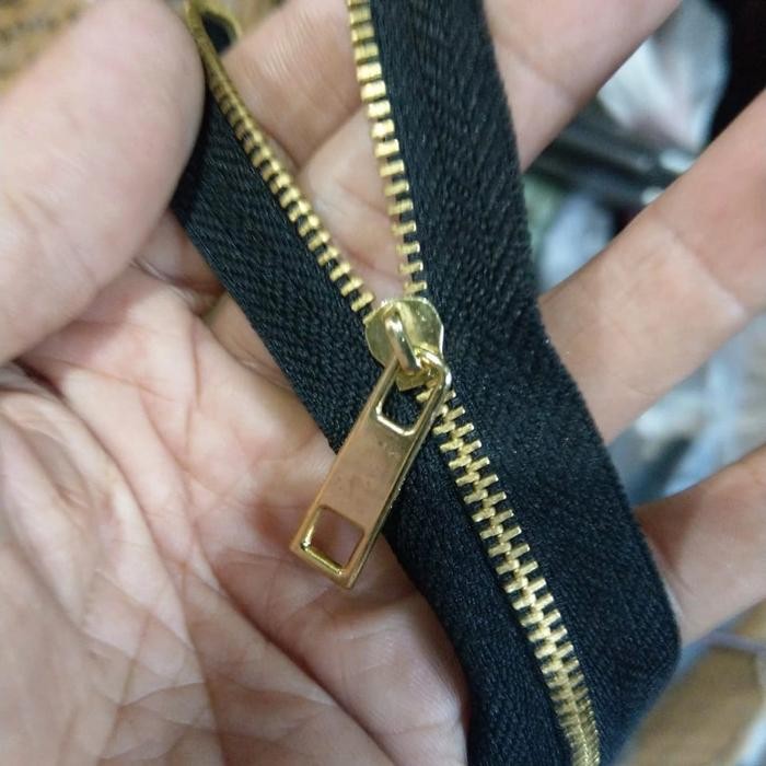 

DISKON PAKET RESLETING NO.3 REL GIGI BESI (LANYARD 25 YARD + KEPALA 100 PCS).