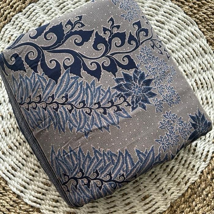 

(SALE BATIK) KATUN BATIK/BATIK HALUS RINGAN HALUS LEBAR 115CM BAHAN KEMEJA GAMIS COUPLE KODE 614