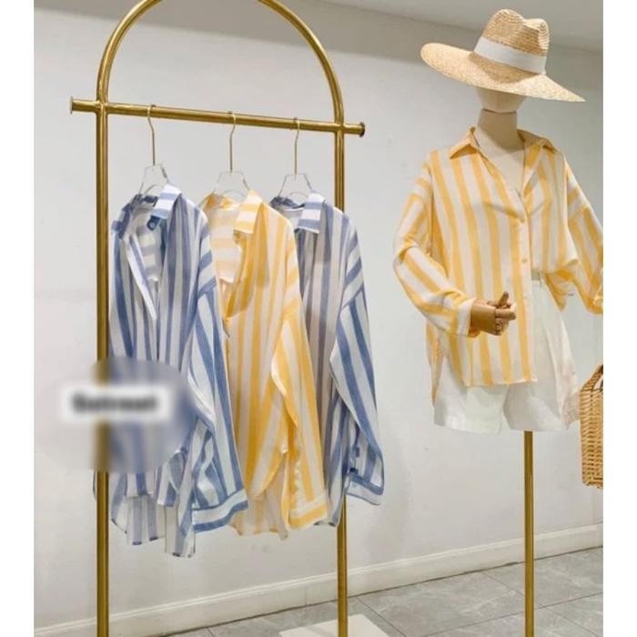 RJ STANDING OVAL GANTUNGAN BAJU