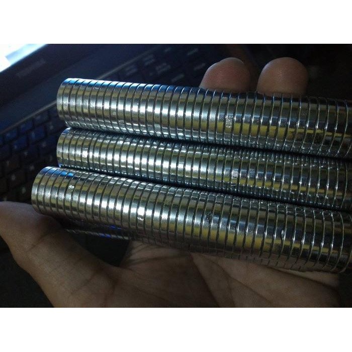 

New Magnet Neodymium coin / disc d.20mm tebal 3mm