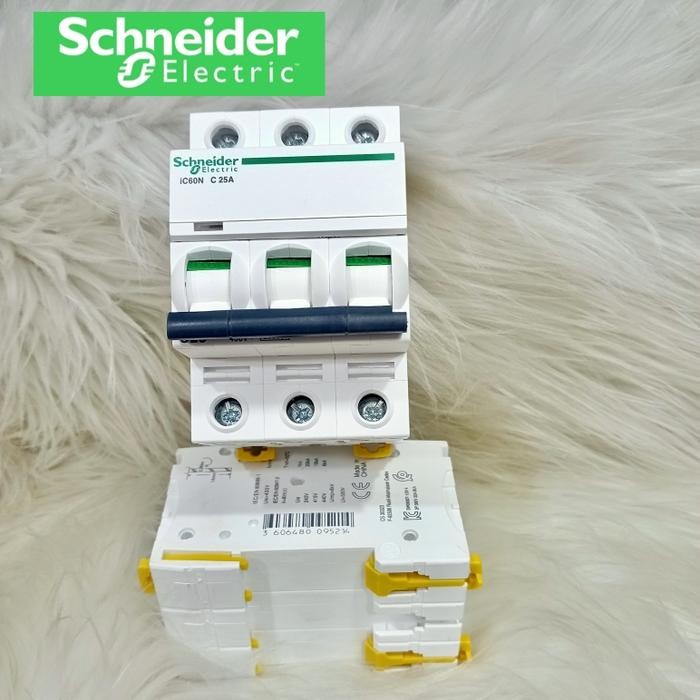 Mcb Schneider 3Phase A9F74325 25A Original/Mcb Schneider
