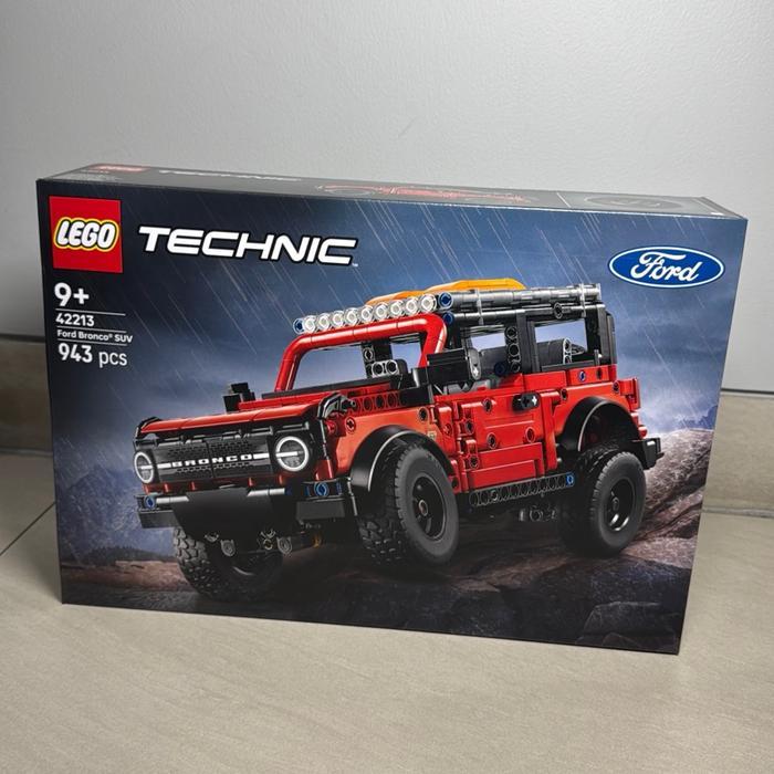 Lego 42213 Technic Ford Bronco SUV