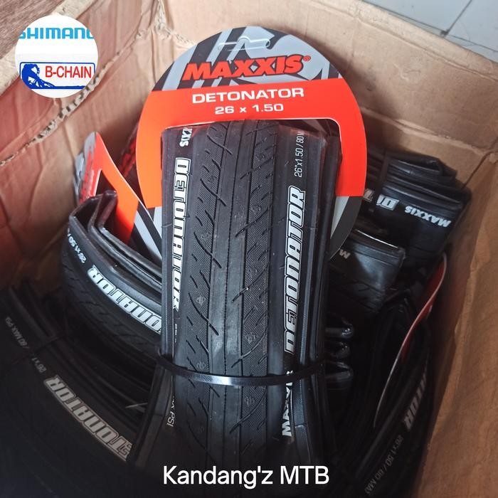 Ban Luar Maxxis Detonator 26 X 1.50