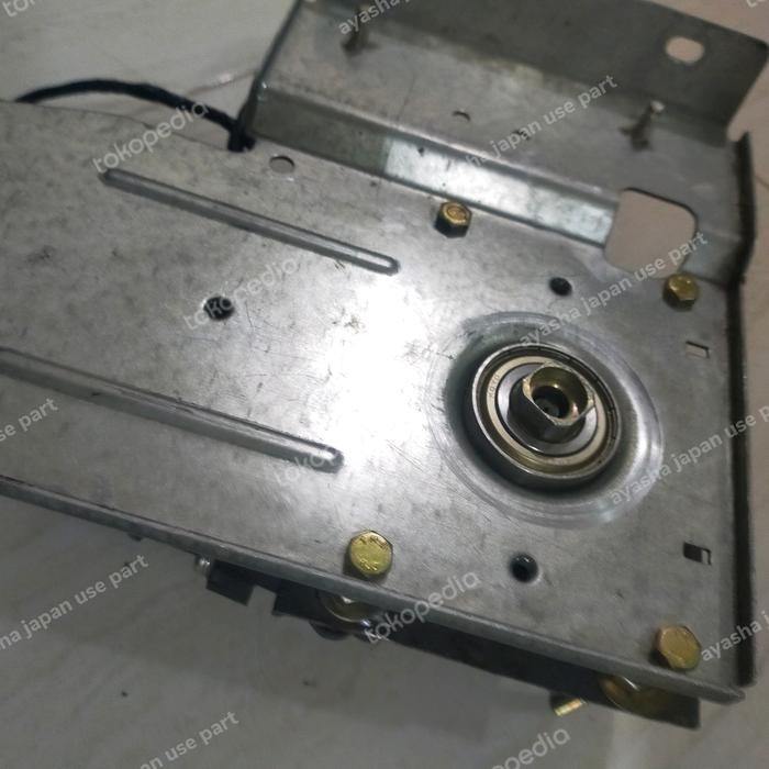 dinamo sliding door nissan serena c24 2004 - 2012