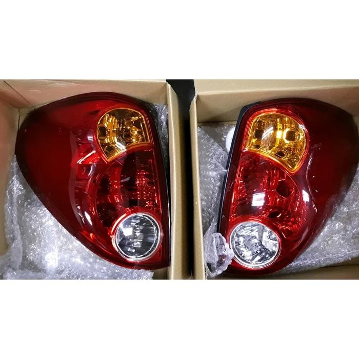 Lampu Belakang Strada Triton