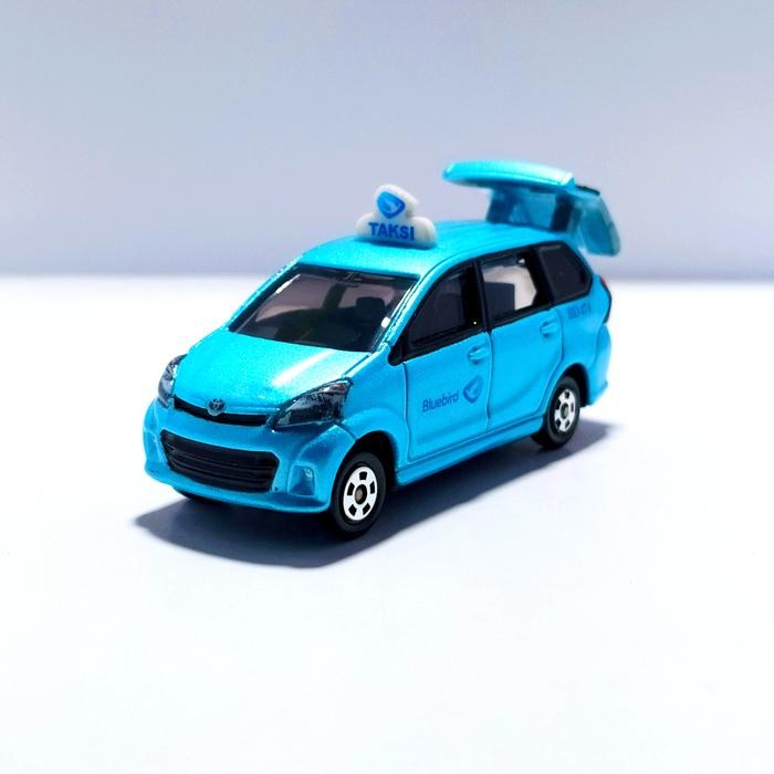 MINIATUR DIECAST SKALA 1/64 TOMICA TOYOTA AVANZA VELOZ CUSTOM MOBIL TAKSI BLUEBIRD