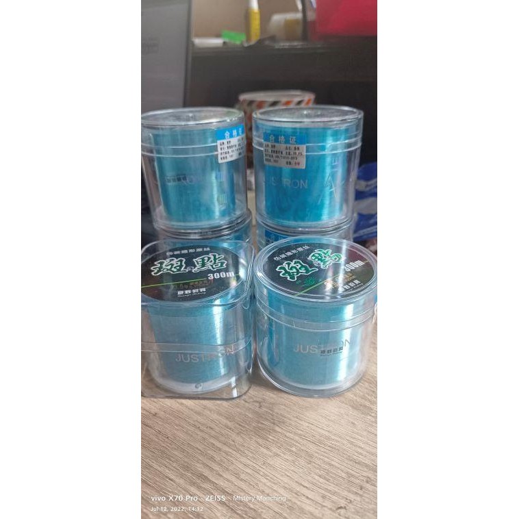 DUniaPancingan- Benang Senar Pancing Anti Keriting Fluorocarbon Super Kuat 300M