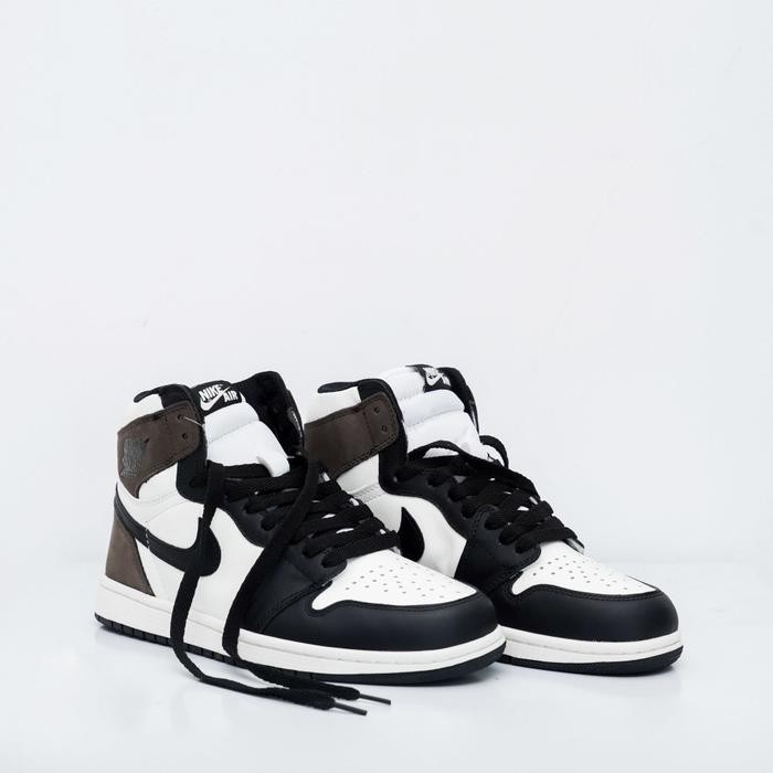 Jordan 1 Retro High Dark Mocha Sail Black