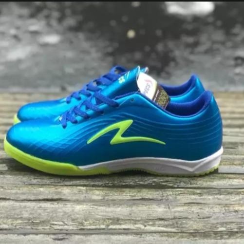 sepatu futsal specs lightspeed ribont 2 Penilaian