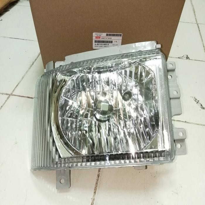 Lampu Depan Bawah Isuzu Giga / Nmr71